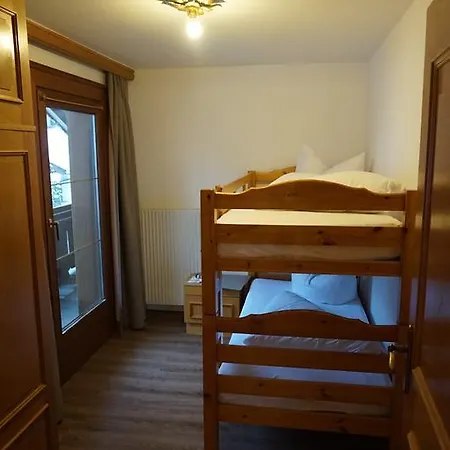 Haus Regina Гостевой дом 3*